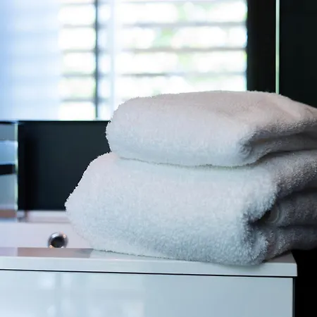 Le Pavillon Oda ve Kahvaltı Néac