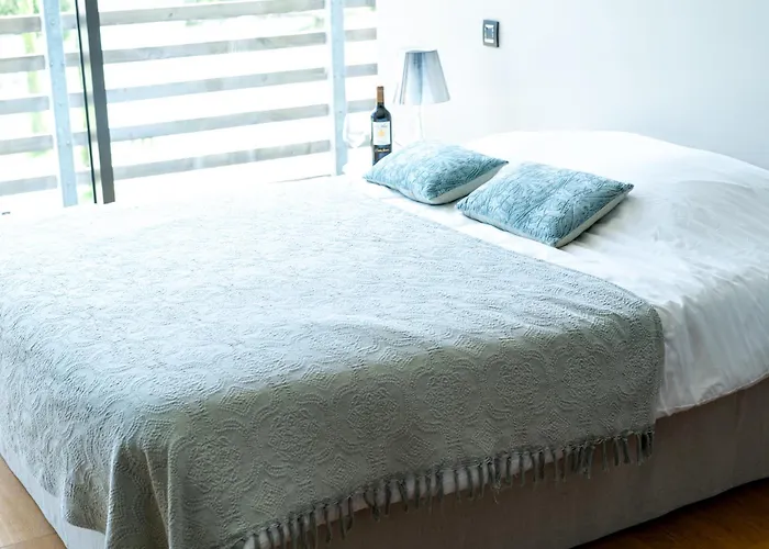 La Fleur De Boueard Bed & Breakfast 4*